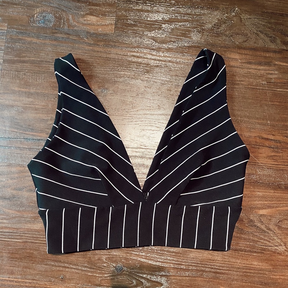 Black & White Striped Crop